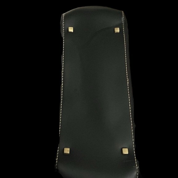 Ethienne Aigner handbag/ tote - Picture 4 of 6